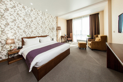 Джуниор сьют